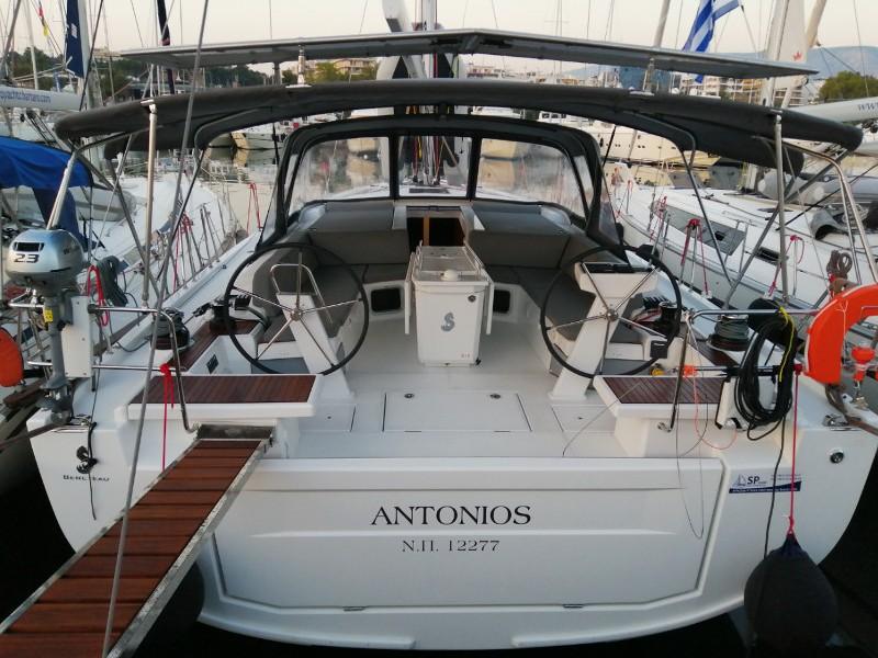 Photo #1 - Oceanis 51.1 (ANTONIOS) en Alimos Marina - 10329