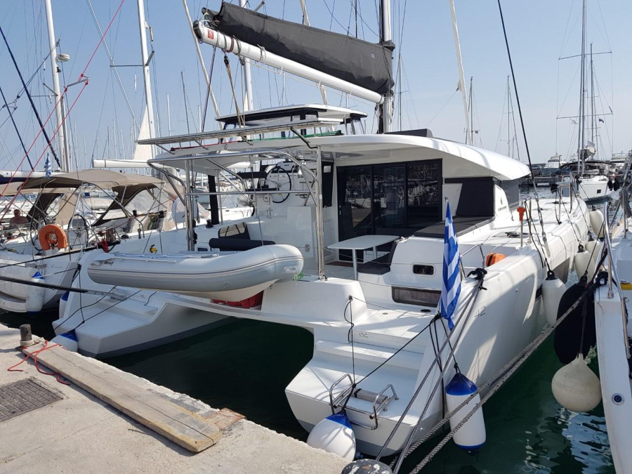 Photo #1 - Lagoon 42 (Agia Irini) en Rhodes New Marina - 15675