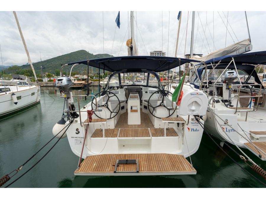 Photo #1 - Oceanis 34.1 (Pluto - Comfort line) en Marina d'Arechi - 7842