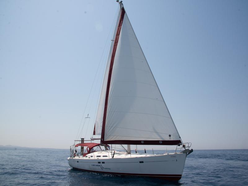 Photo #1 - Oceanis 473 (Vori) en Alimos Marina - 18060