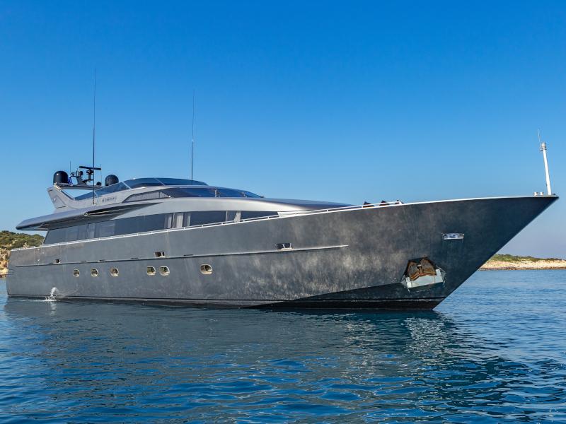 Photo #1 - Admiral 101 (SUMMER FUN) en Alimos Marina - 12339