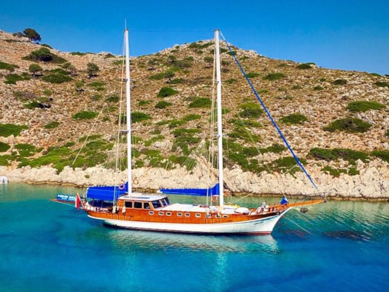 Photo #1 - Gulet Askim Deniz (Askim Deniz) en Marina - 12460
