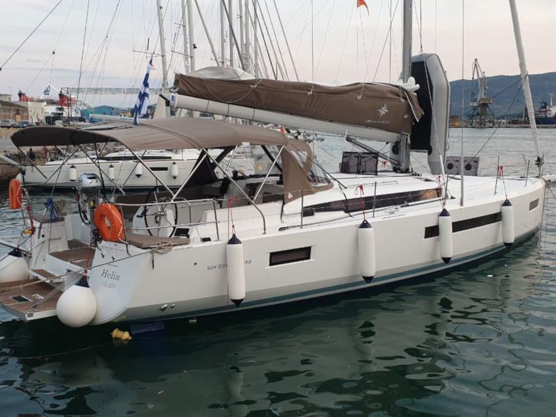 Photo #1 - Sun Odyssey 490 (Helia (A/C, Gen. 10kVA, Electric Winch NEW 2022)) en Port of - 12140