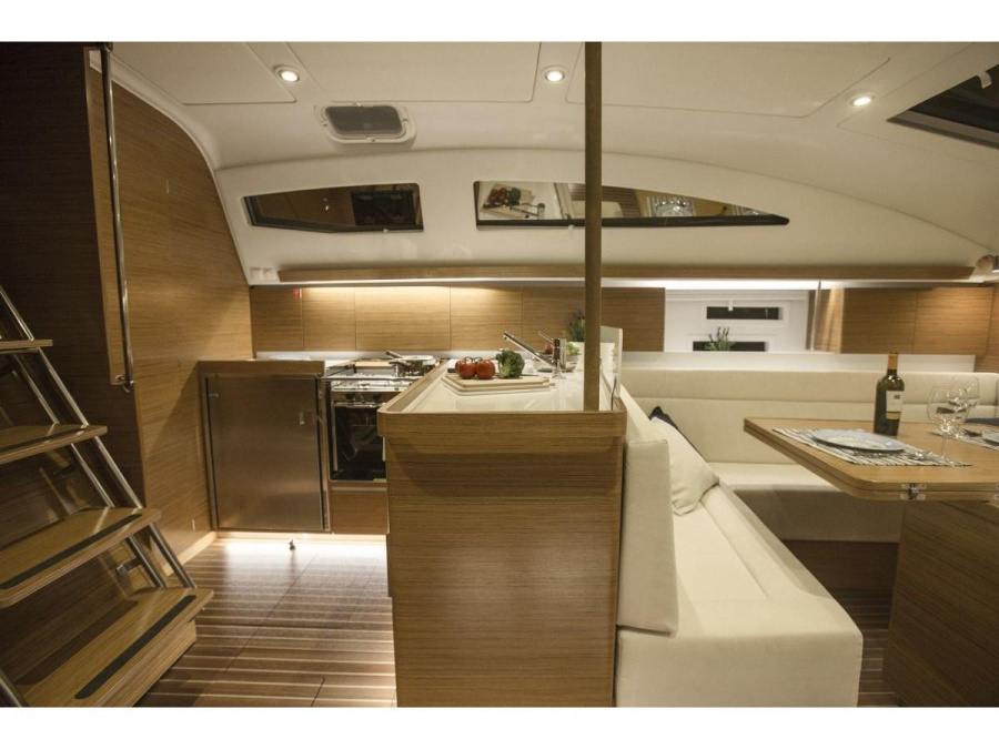 Interior image - 1