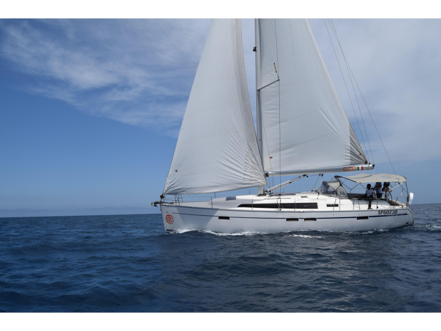 Photo #1 - Bavaria Cruiser 46 m. (Musa) en Marina Villa Igiea - 3784