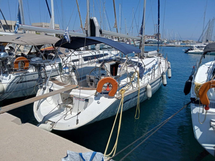 Photo #1 - Bavaria 44 (Hellenic Sky) en Rhodes New Marina - 9426