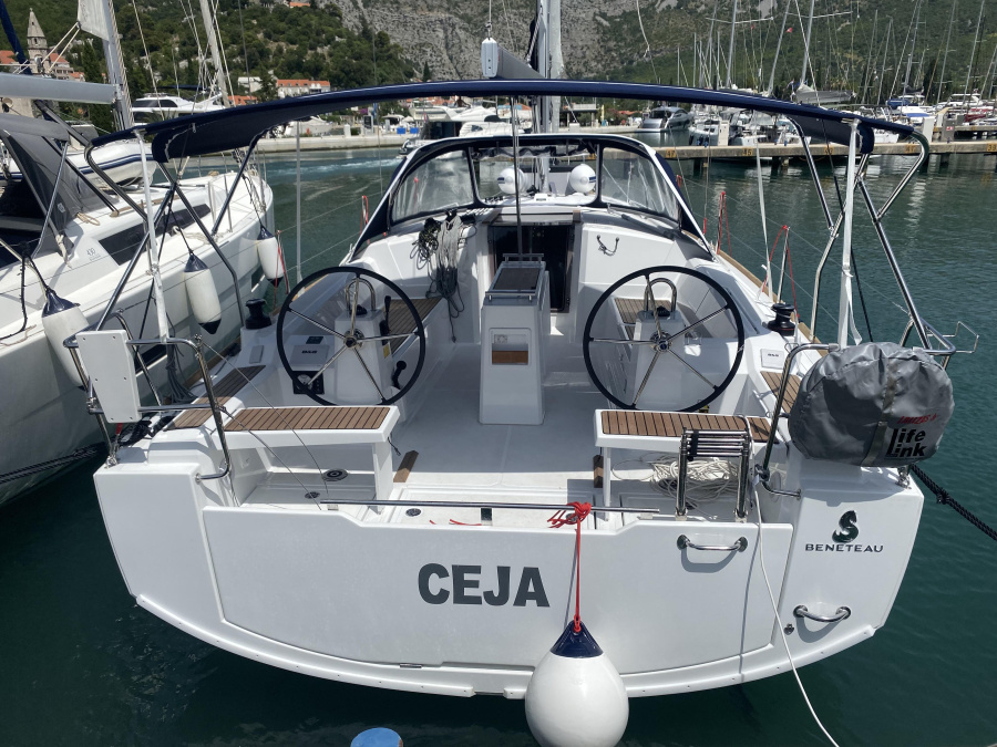 Main image - 0