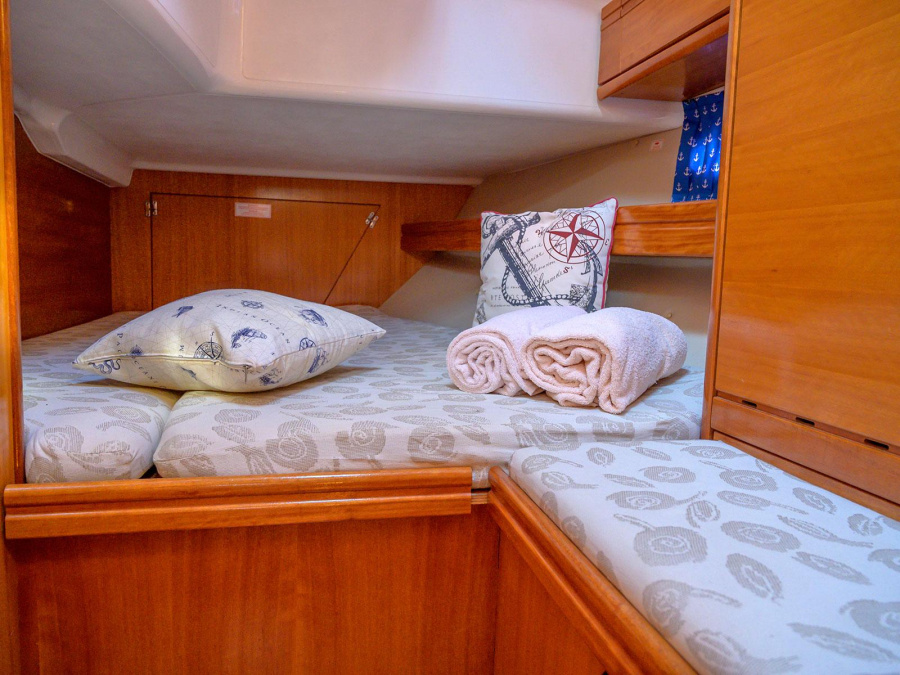 Interior image - 1