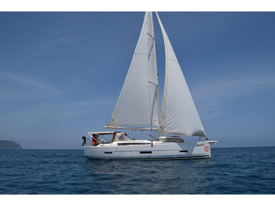 Photo #1 - Dufour 430 (Little Mokoro) en Marina Villa Igiea - 21070