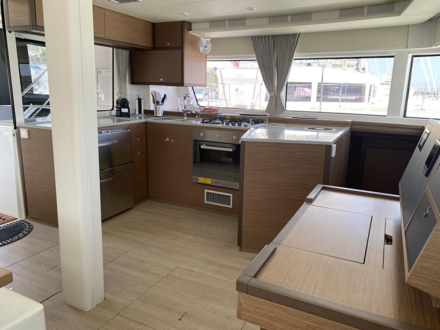 Interior image - 2