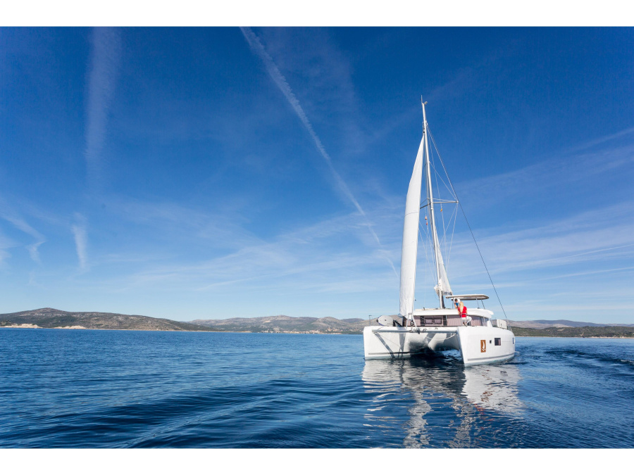 Photo #1 - Lagoon 42 (JASMINE 1) en SCT Marina - 13989