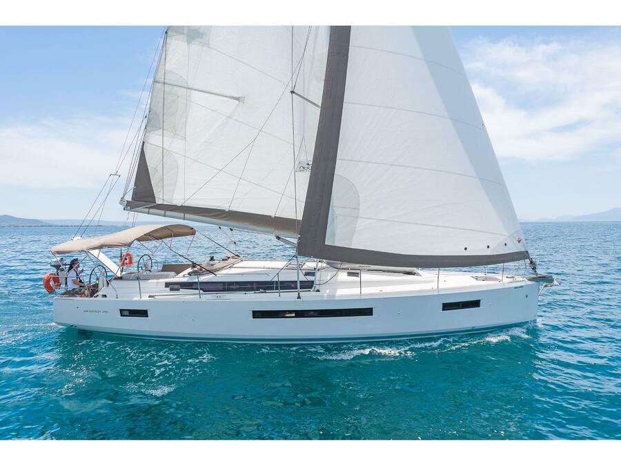 Photo #1 - Sun Odyssey 490 (Jeanneau SO 490) en Main Port - 12029