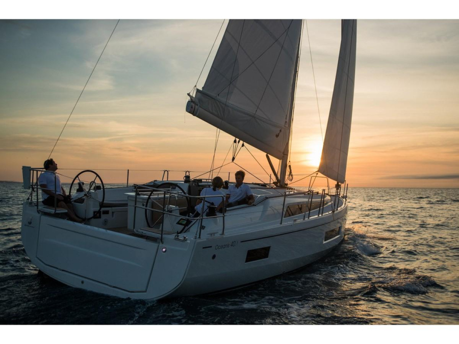 Photo #1 - Oceanis 40.1 (3cab) (Karma) en Cala dei Sardi - 13938