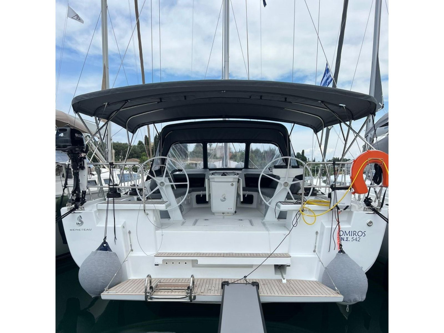 Photo #1 - Oceanis 51.1 - 6 Cabins (Omiros) en D-Marin Marina Gouvia - 13418