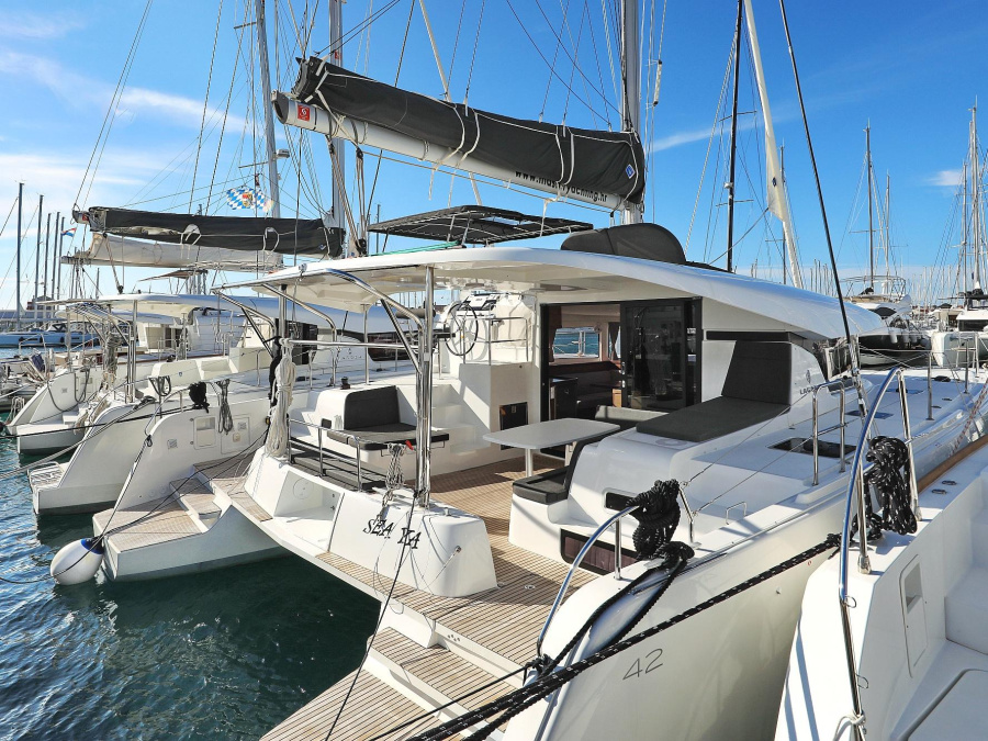 Photo #1 - Lagoon 42 (SEA YA) en D-Marin Dalmacija Marina - 25676