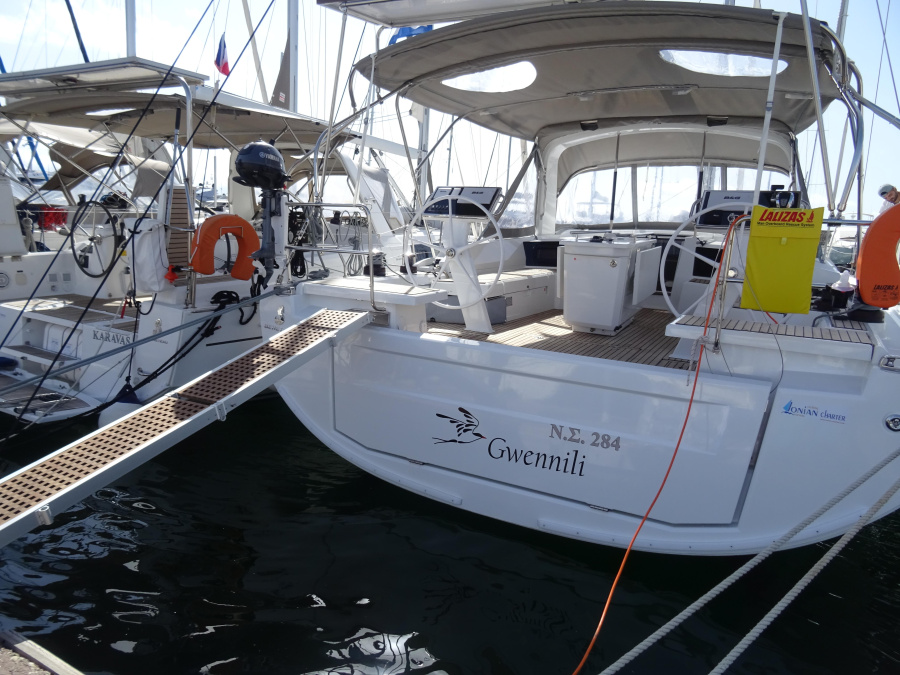 Photo #1 - Oceanis 46.1 (Gwennili/Owners Version) en Alimos Marina - 13108