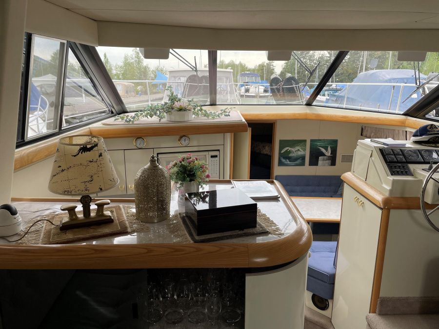 Interior image - 1