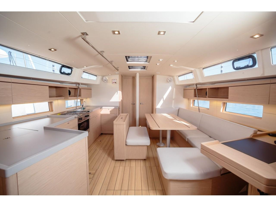 Interior image - 2