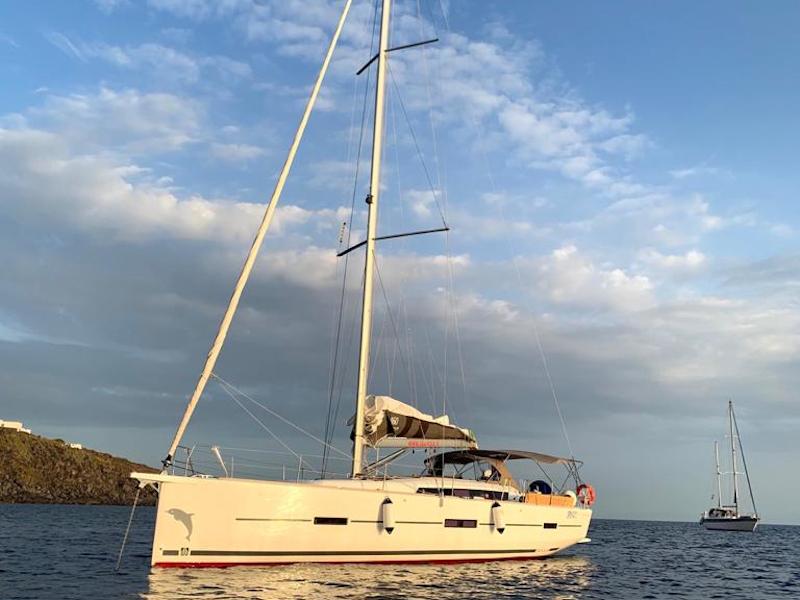 Photo #1 - Dufour 460 (Wonder Planet) en Marina - 12229