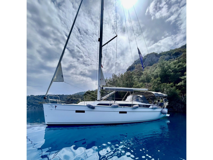 Photo #1 - Bavaria Cruiser 37 (Enjoy The Silence) en Ece Marina - 19209