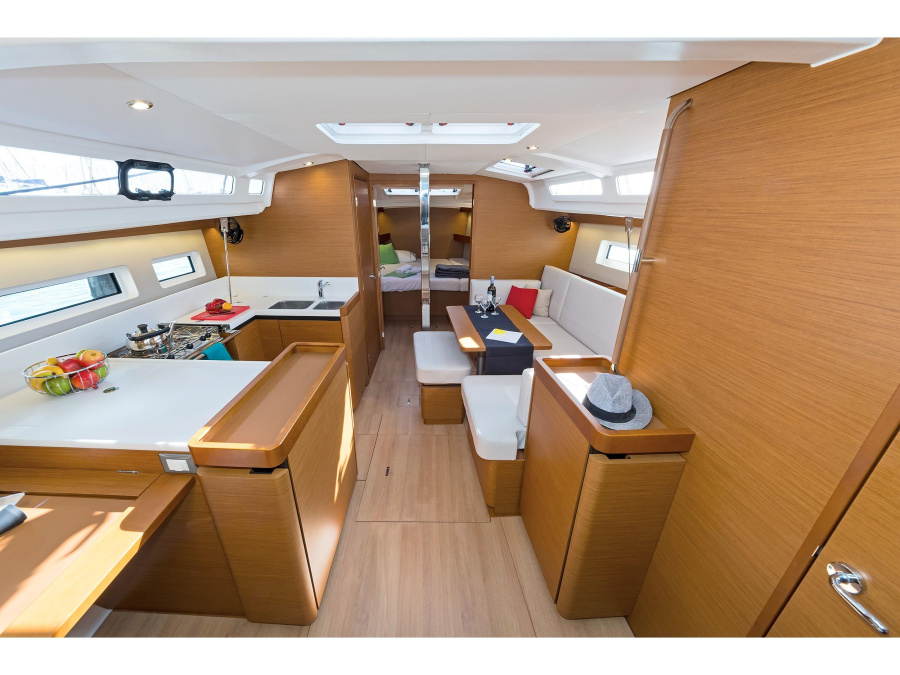 Interior image - 2