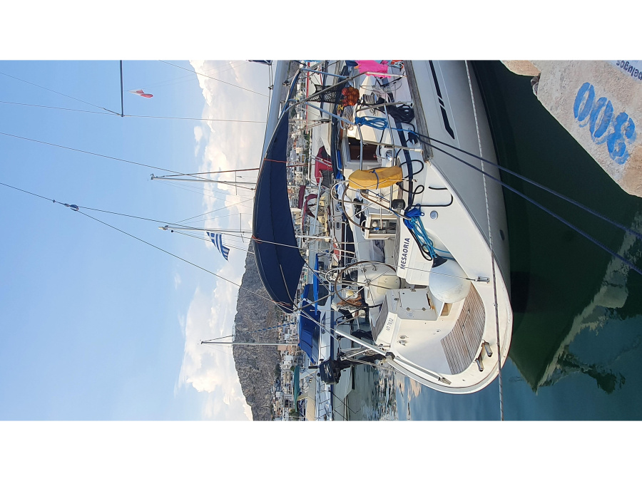 Photo #1 - Bavaria 44 (Mesaoria) en Rhodes New Marina - 9427