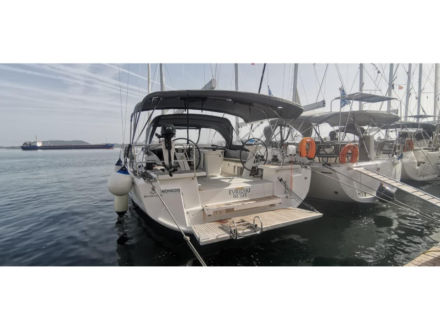 Photo #1 - Oceanis 46.1 (Evridiki) en Main Port - 13356