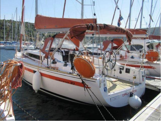 Photo #1 - Salona 38 (Cherry) en Marina - 15571