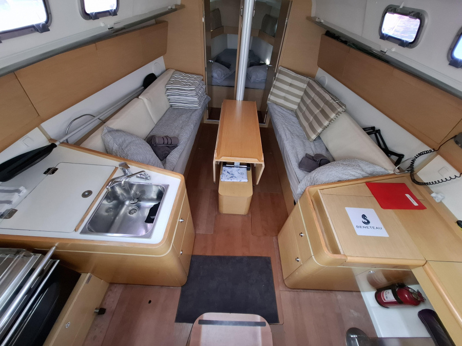 Interior image - 1