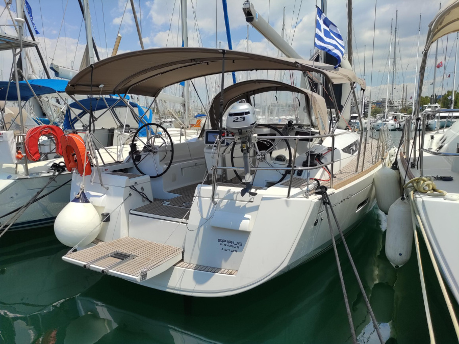 Photo #1 - Sun Odyssey 439 (Spirus) en Alimos Marina - 14287