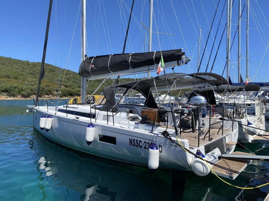 Photo #1 - First 44 (Saetta) en Cala dei Sardi - 16207