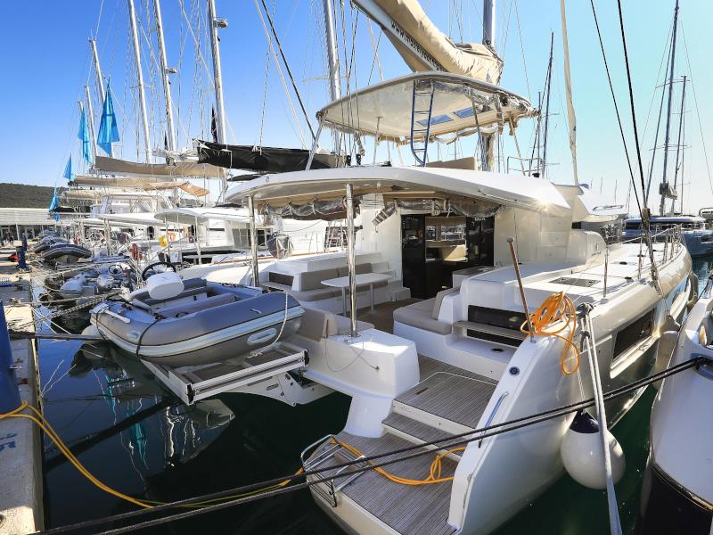 Photo #1 - Lagoon 50/6 cab (LUX) en D-Marin Dalmacija Marina - 14294