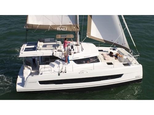 Photo #1 - BALI CATSPACE (PIGASOS) en Main Port - 16386