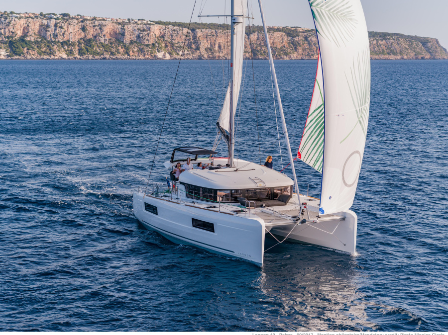 Photo #1 - Lagoon 40 (KORINA) en Marina Frapa - 17489
