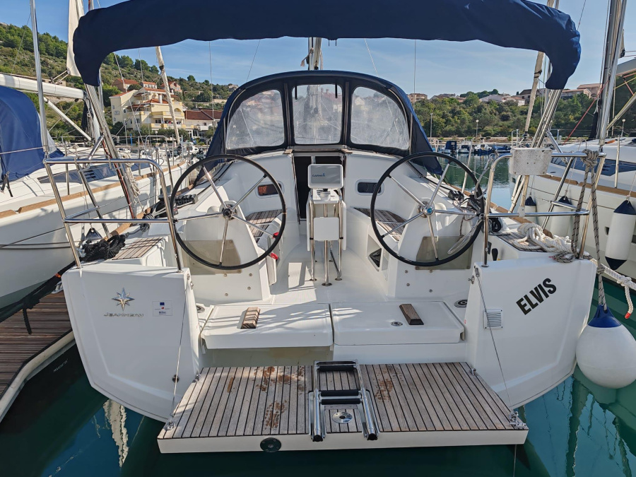 Photo #1 - Sun Odyssey 349 (Elvis) en Marina - 8613