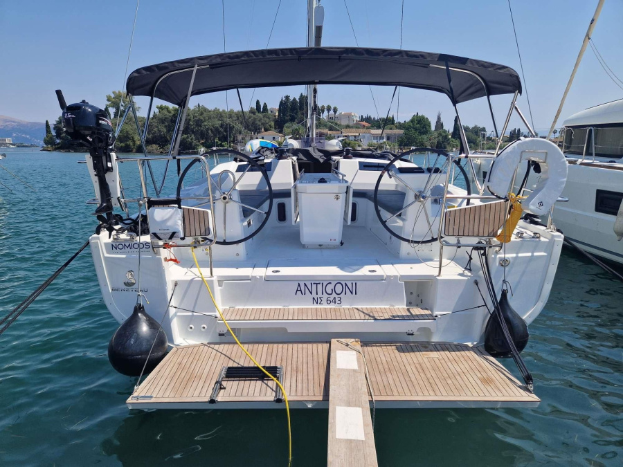Photo #1 - Oceanis 40.1 (Antigoni) en D-Marin Marina Gouvia - 15741