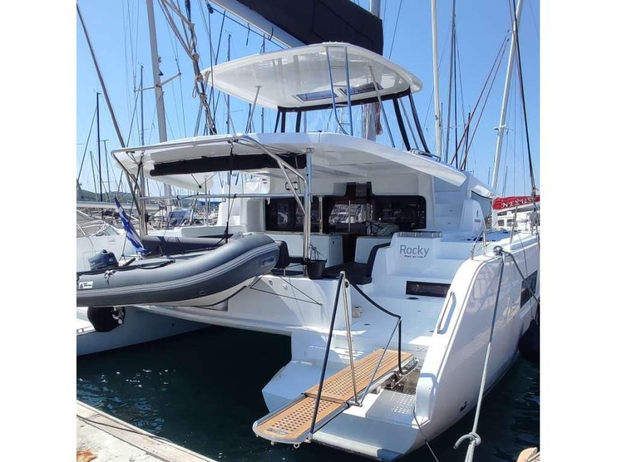 Photo #1 - Lagoon 46 (Rocky) en Olympic Marina - 14493