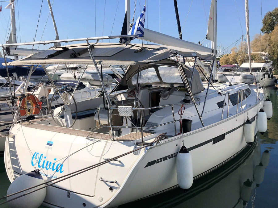 Photo #1 - Bavaria Cruiser 46 (Olivia) en Alimos Marina - 8821