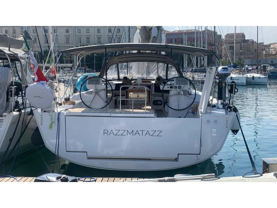Photo #1 - Dufour 56 Exclusive (RAZZMATAZZ) en Marina - 65306