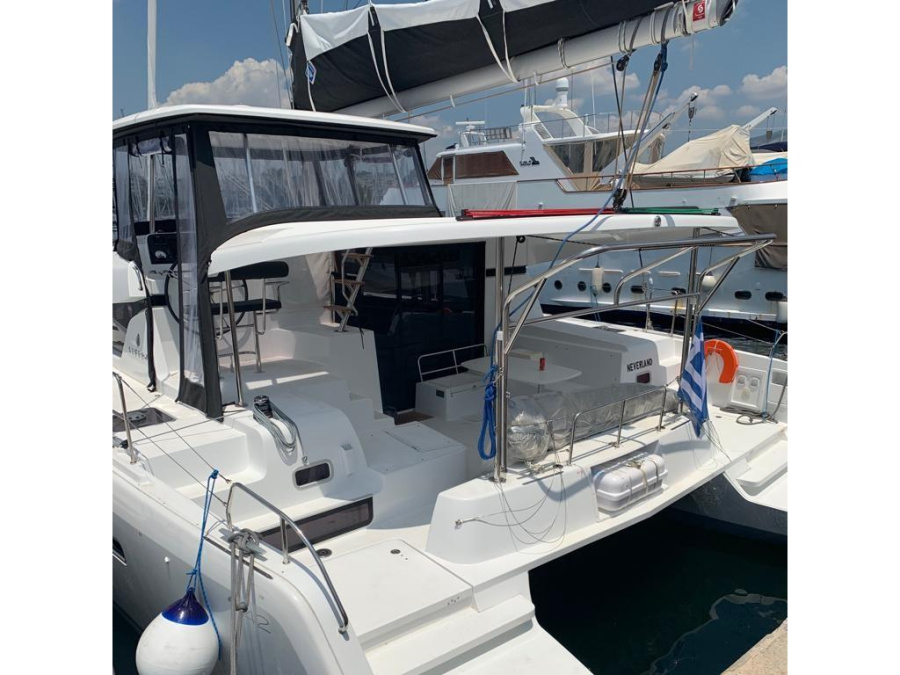 Photo #1 - Lagoon 42 (Neverland) en Marina - 18058