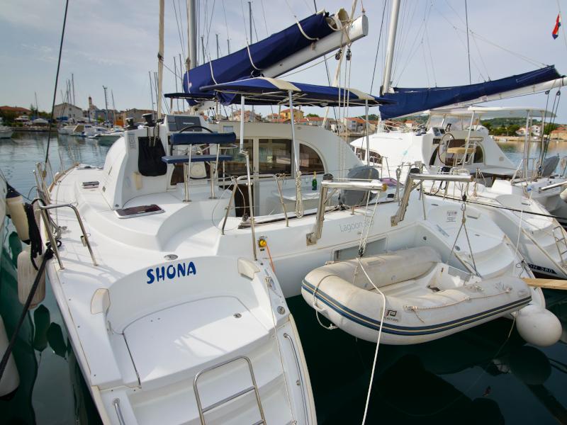 Photo #1 - Lagoon 380 (Shona) en Marina Betina - 15106