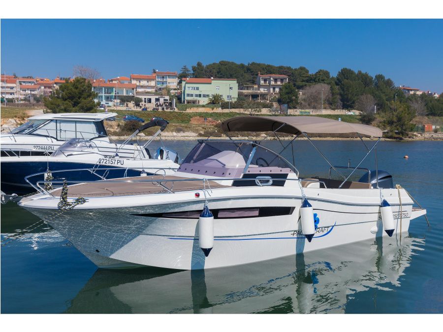 Photo #1 - Pacific Craft 750 Sun Cruiser (no name) en Tehnomont Marina Veruda - 17505