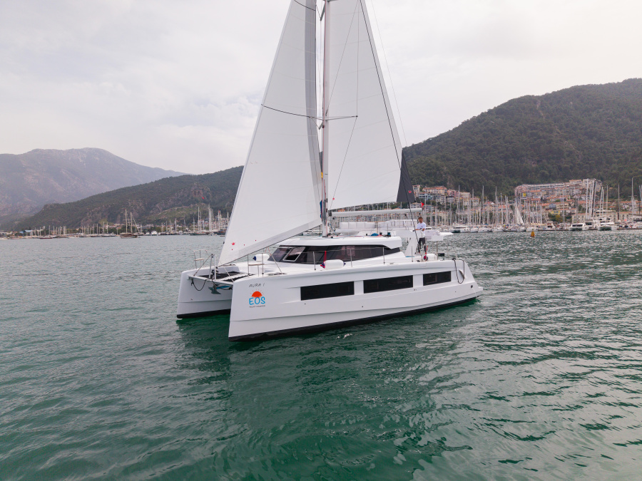 Photo #1 - Aventura 45 (Aura) en Ece Marina - 22101