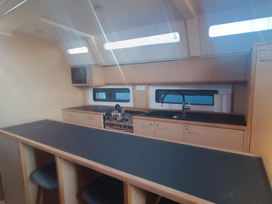 Interior image - 1