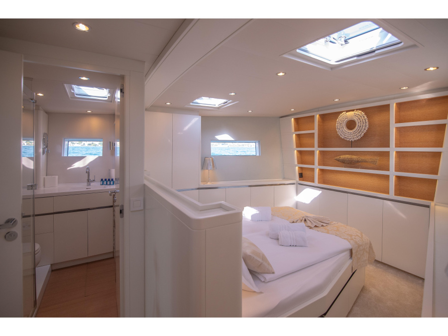 Interior image - 2