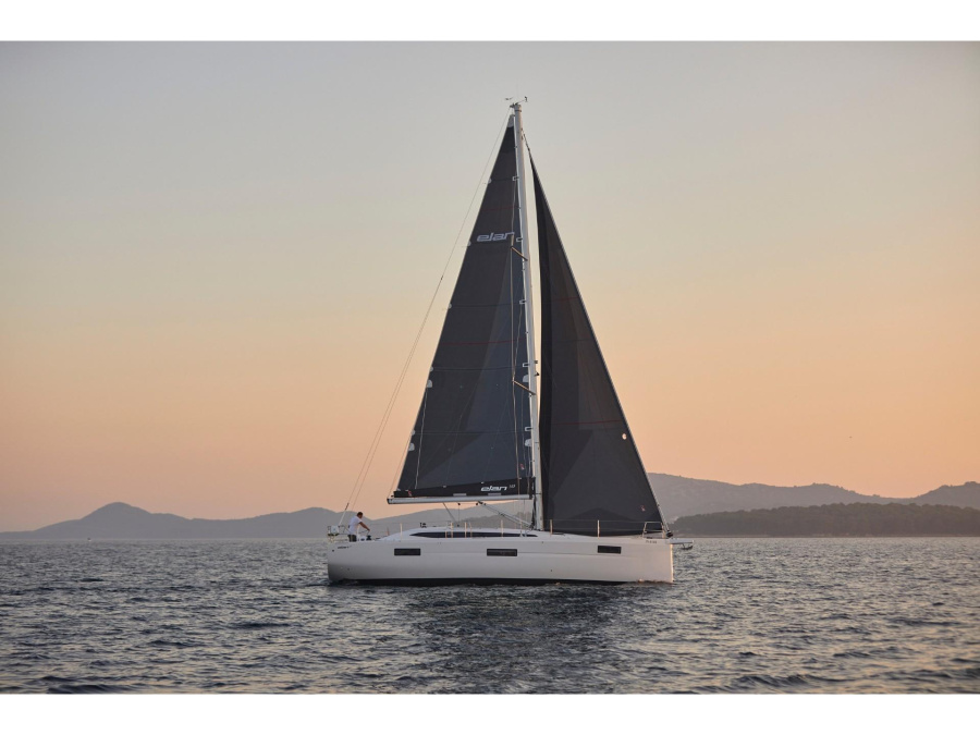 Photo #1 - Elan Impression 45 (NIKA) en ACI Marina - 64267