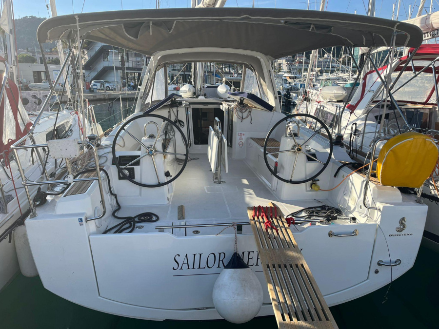 Photo #1 - Oceanis 38.1 (SAILOR MERCURY) en ACI Marina - 14636
