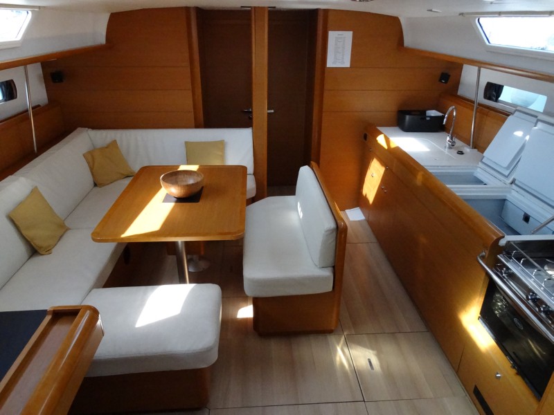 Interior image - 1
