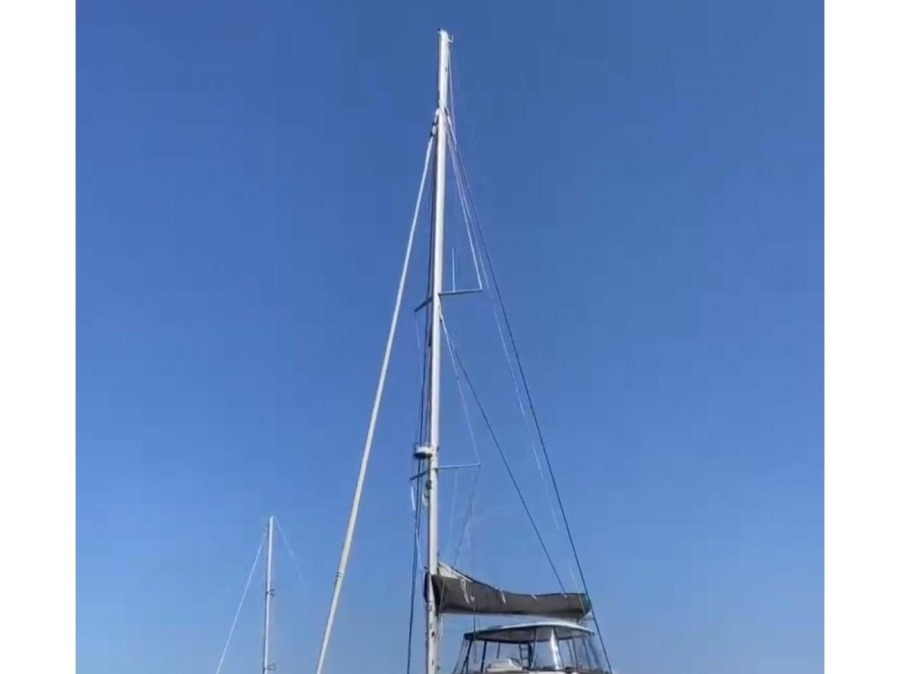 Main image - 0
