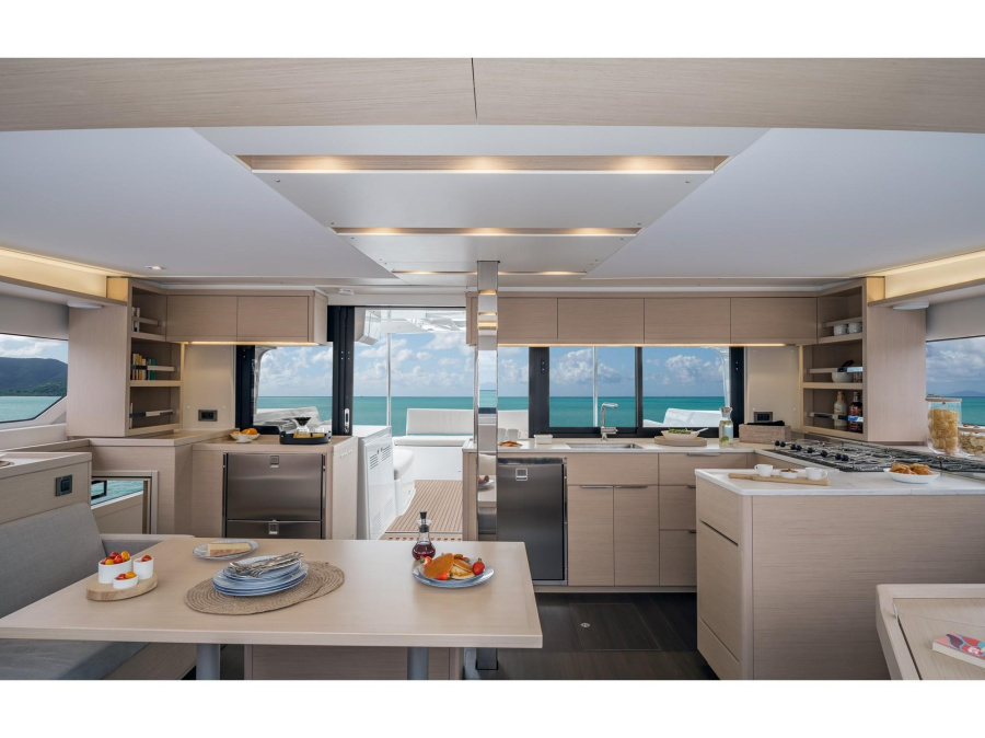Interior image - 2
